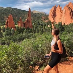 Meet your Posher, Kaylie